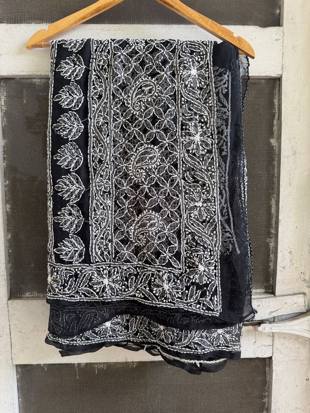 Sanskari Edit | Hand Embroidery Half Jaal Chikankari Georgette Saree