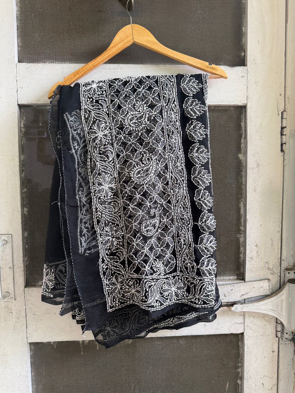 Sanskari Edit | Hand Embroidery Half Jaal Chikankari Georgette Saree