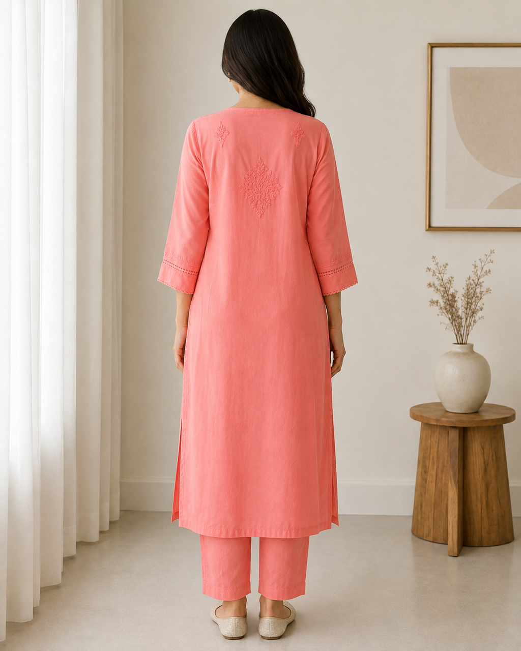 Saadgi | Hand-Embroidered Muslin Kurta