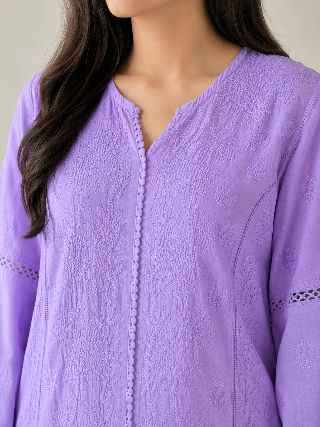 Saadgi | Hand-Embroidered Muslin Kurta